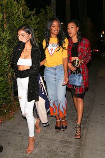 Jhené Aiko feet photo thumbnail