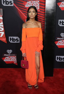 Jhené Aiko feet photo thumbnail