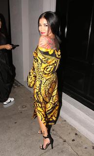 Jhené Aiko feet photo thumbnail