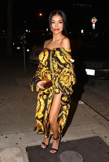 Jhené Aiko feet photo thumbnail