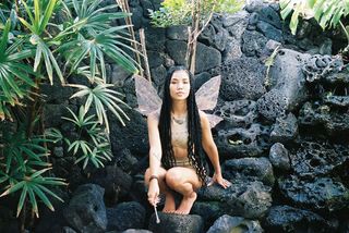 Jhené Aiko feet photo thumbnail