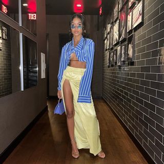 Jhené Aiko feet photo thumbnail