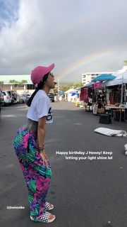 Jhené Aiko feet photo thumbnail