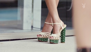 Jhené Aiko feet photo thumbnail