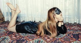 Ji-eun Lee feet photo thumbnail
