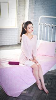 Ji-eun Lee feet photo thumbnail