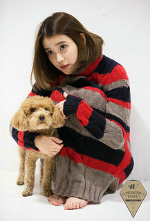 Ji-eun Lee feet photo thumbnail
