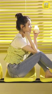 Ji-eun Lee feet photo thumbnail