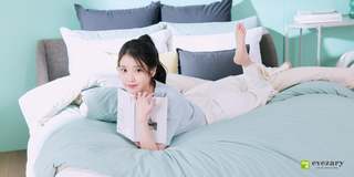 Ji-eun Lee feet photo thumbnail