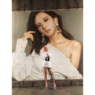 Ji-soo Kim feet photo thumbnail