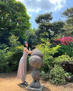 Ji-soo Kim feet photo thumbnail