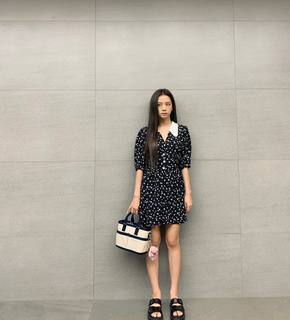 Ji-soo Kim feet photo thumbnail