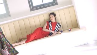 Ji-soo Kim feet photo thumbnail