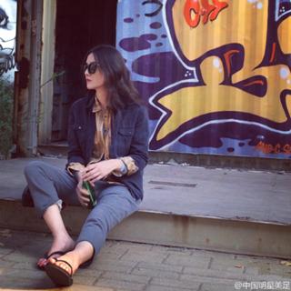 Jia Song feet photo 9