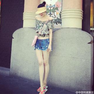 Jia Song feet photo 9
