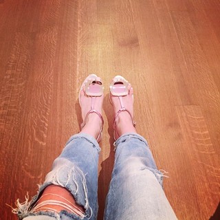 Jia Song feet photo 9