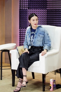 Jia Song feet photo 18