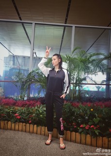 Jia Song feet photo 17