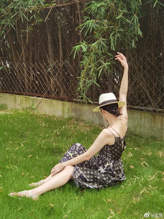 Jia Song feet photo 10