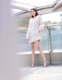 Jia Song feet photo 18