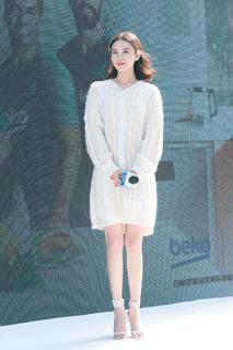 Jia Song feet photo 17