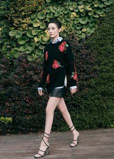 Jia Song feet photo 6