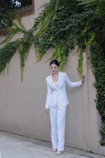 Jia Song feet photo 8