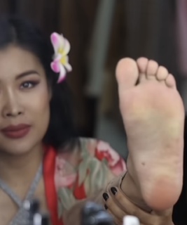 Jiaoying Summers feet photo 3