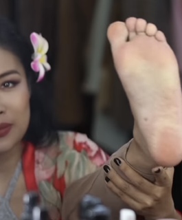 Jiaoying Summers feet photo 2