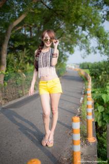 Jiaying Zhang feet photo 4
