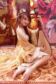 Jiaying Zhang feet photo 1