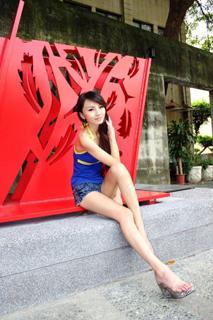 Jiaying Zhang feet photo 1
