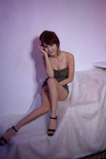 Jiaying Zhang feet photo 18
