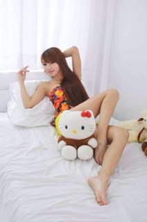 Jiaying Zhang feet photo 9