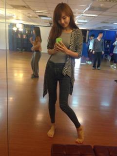 Jiaying Zhang feet photo 14