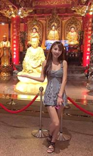 Jiaying Zhang feet photo 5