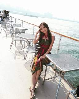 Jiaying Zhang feet photo 1