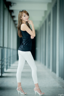 Jiaying Zhang feet photo 9