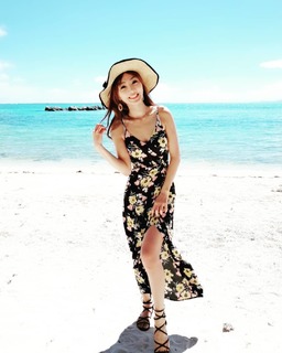 Jiaying Zhang feet photo 1