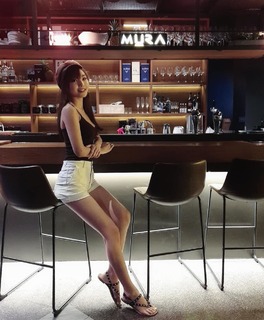 Jiaying Zhang feet photo 3
