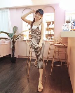 Jiaying Zhang feet photo 17