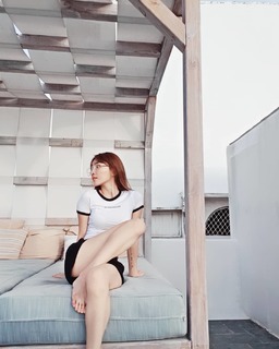 Jiaying Zhang feet photo 16