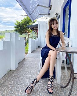 Jiaying Zhang feet photo 3