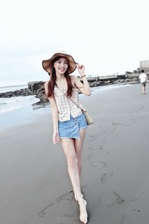 Jiaying Zhang feet photo 4