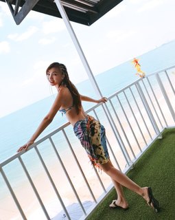 Jiaying Zhang feet photo 3