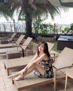 Jiaying Zhang feet photo 2