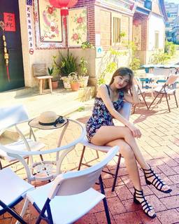 Jiaying Zhang feet photo 17