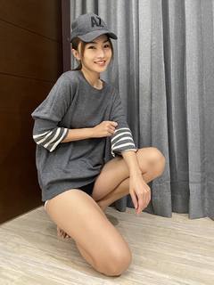 Jiaying Zhang feet photo 18