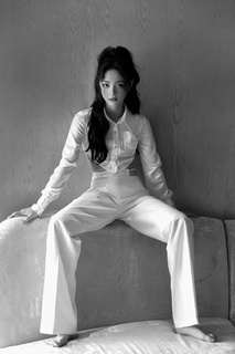 Jieqiong Zhou feet photo 12