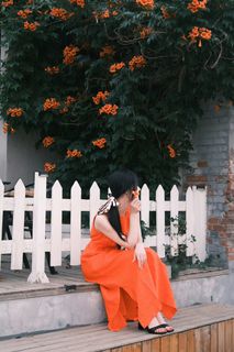 Jieqiong Zhou feet photo 5